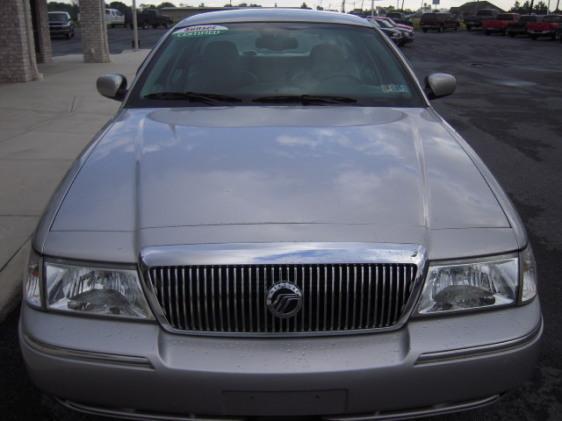 Mercury Grand Marquis 2004 photo 1