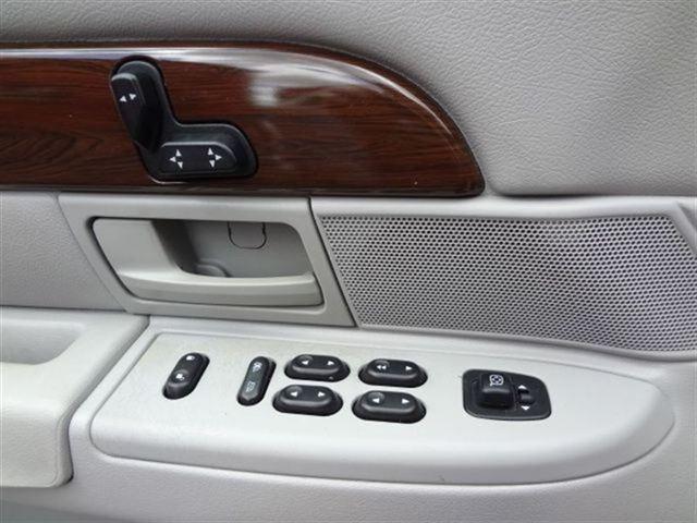 Mercury Grand Marquis 3.2 Sedan 4dr Sedan