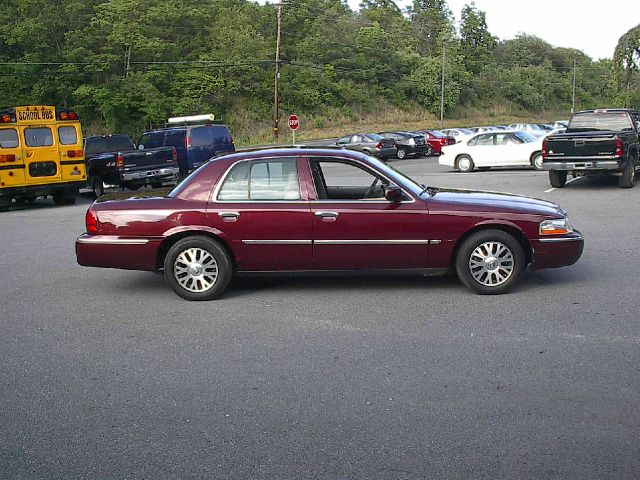 Mercury Grand Marquis 2004 photo 1
