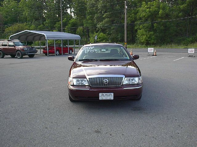 Mercury Grand Marquis 2004 photo 2