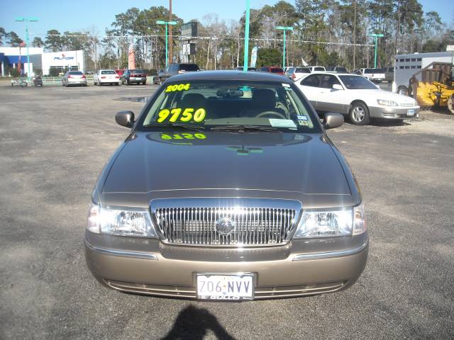 Mercury Grand Marquis 2004 photo 1