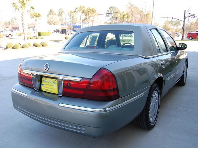 Mercury Grand Marquis 2004 photo 2