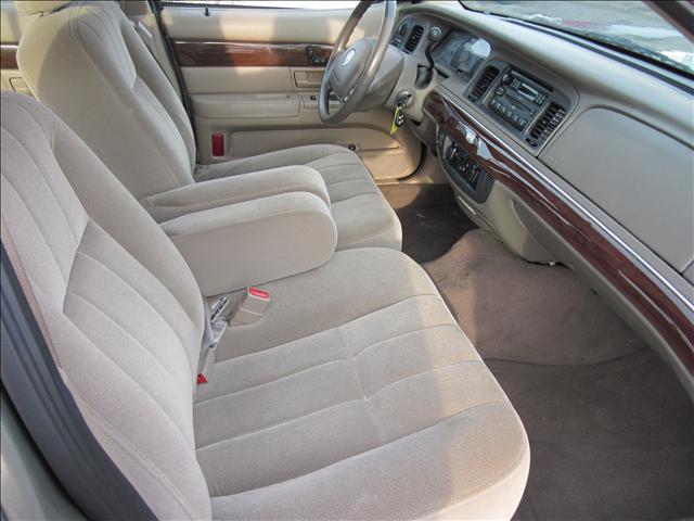 Mercury Grand Marquis 2004 photo 4