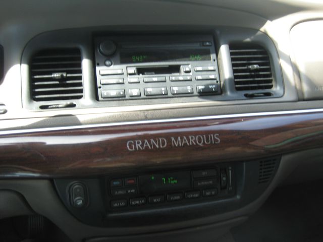 Mercury Grand Marquis 2004 photo 3