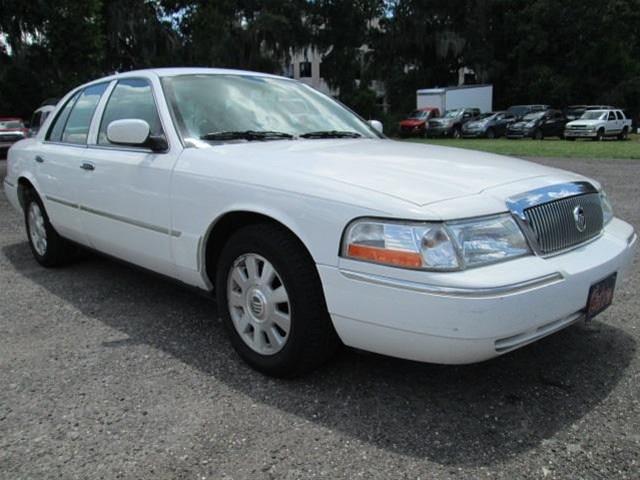 Mercury Grand Marquis 2004 photo 2