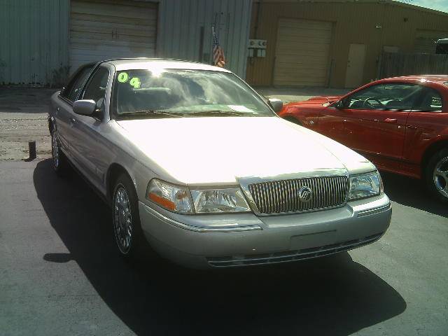 Mercury Grand Marquis 2004 photo 1