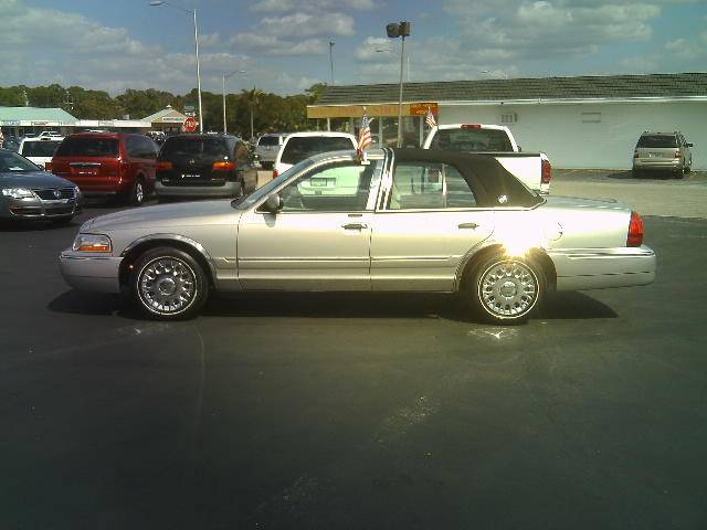 Mercury Grand Marquis 2004 photo 3