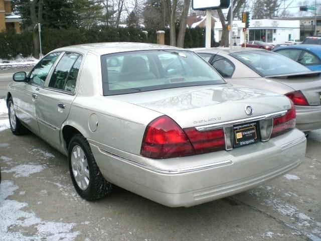 Mercury Grand Marquis 2004 photo 1