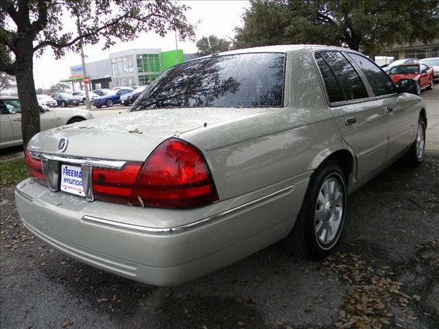 Mercury Grand Marquis 2004 photo 2