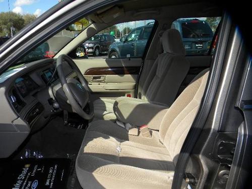 Mercury Grand Marquis 2004 photo 1