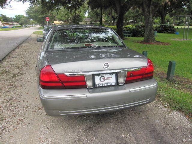 Mercury Grand Marquis 2004 photo 4