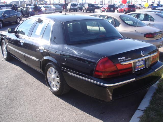 Mercury Grand Marquis Touring W/nav.sys Sedan