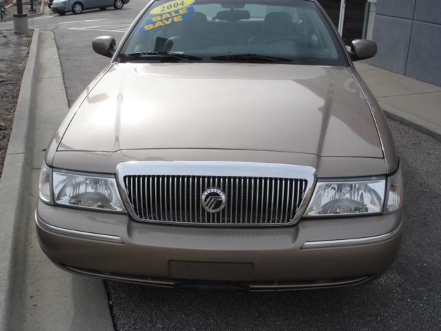 Mercury Grand Marquis 2004 photo 2