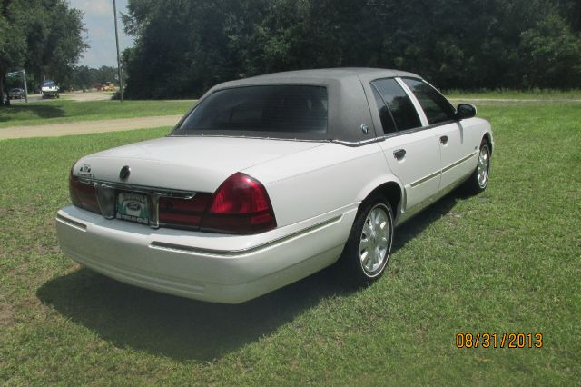 Mercury Grand Marquis 2004 photo 4