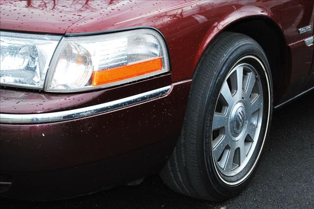 Mercury Grand Marquis 2004 photo 1