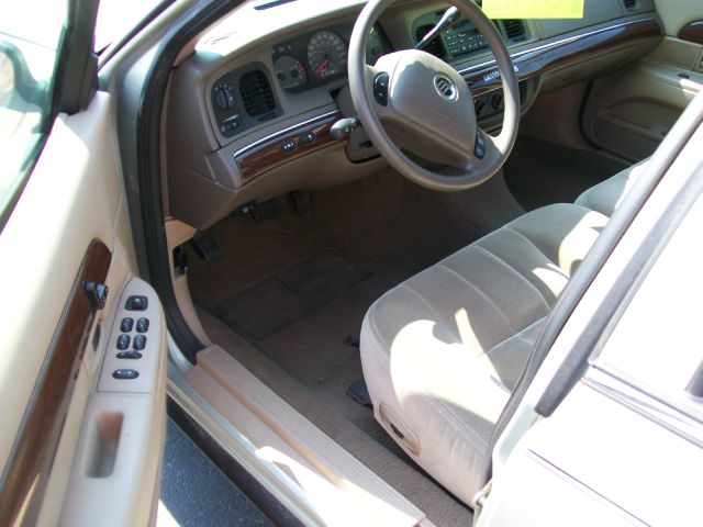 Mercury Grand Marquis XLS Sedan