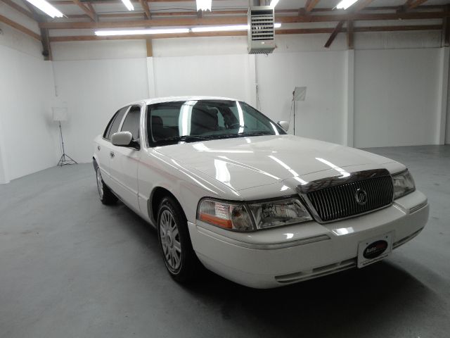 Mercury Grand Marquis 2004 photo 3