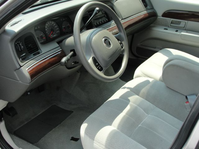 Mercury Grand Marquis XLS Sedan
