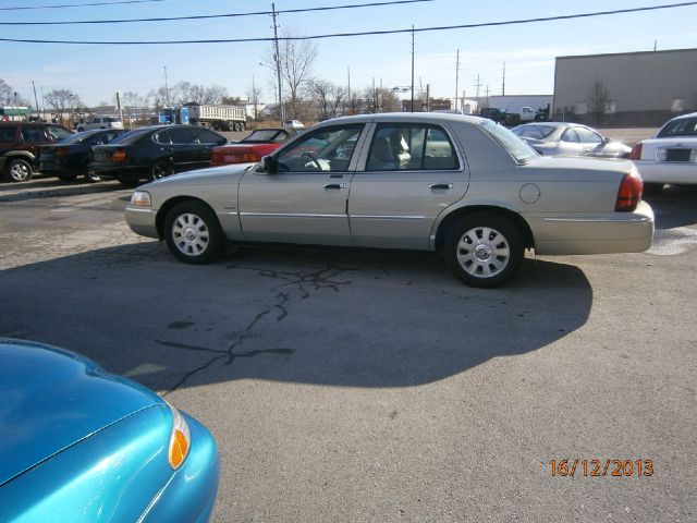 Mercury Grand Marquis 2004 photo 4
