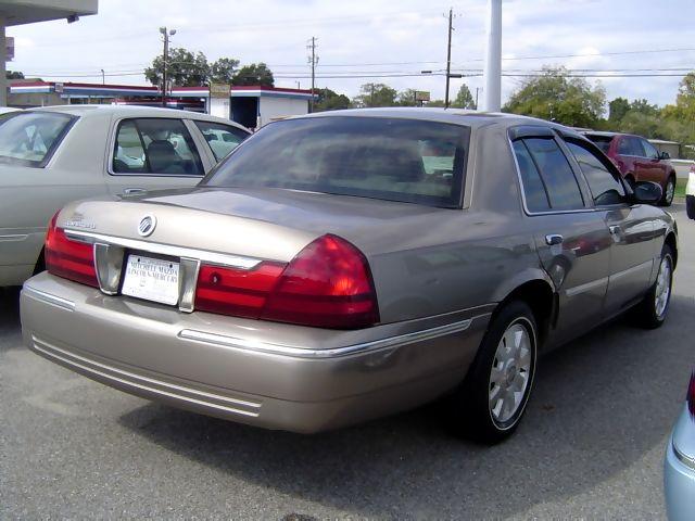 Mercury Grand Marquis 2004 photo 1