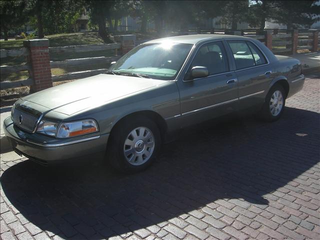 Mercury Grand Marquis 2004 photo 1