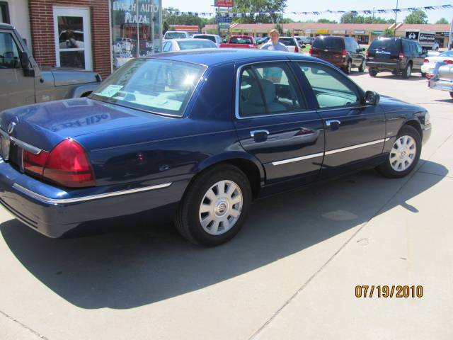 Mercury Grand Marquis 2004 photo 1