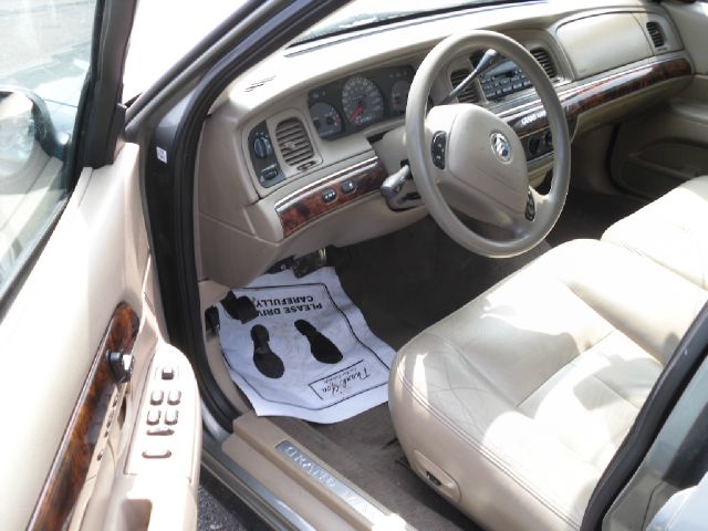 Mercury Grand Marquis 2004 photo 3
