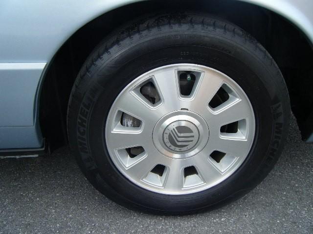 Mercury Grand Marquis 2004 photo 1