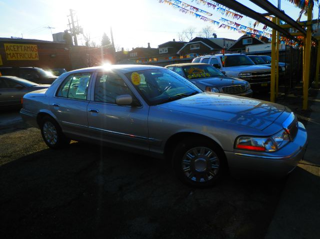 Mercury Grand Marquis 2004 photo 1