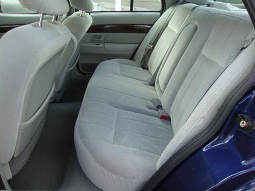 Mercury Grand Marquis 2004 photo 2