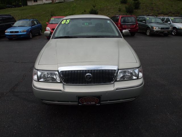Mercury Grand Marquis 2005 photo 1