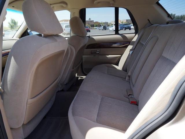 Mercury Grand Marquis 2005 photo 3