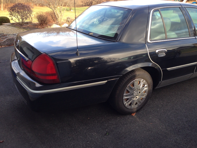 Mercury Grand Marquis 2005 photo 3