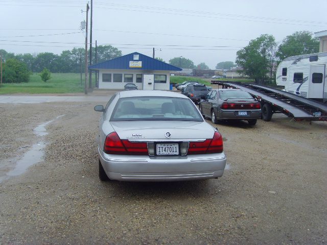 Mercury Grand Marquis 2005 photo 3