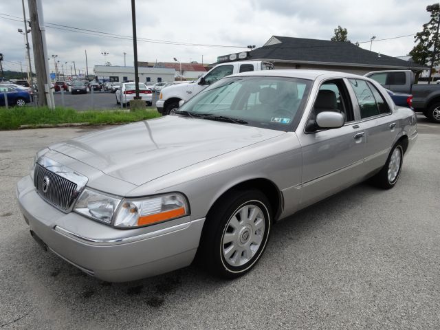 Mercury Grand Marquis 2005 photo 3
