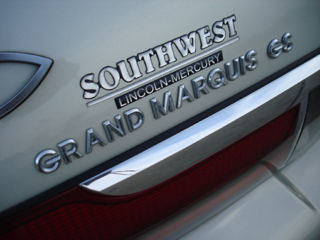 Mercury Grand Marquis Crew Cab 167 WB 4WD DRW Sedan