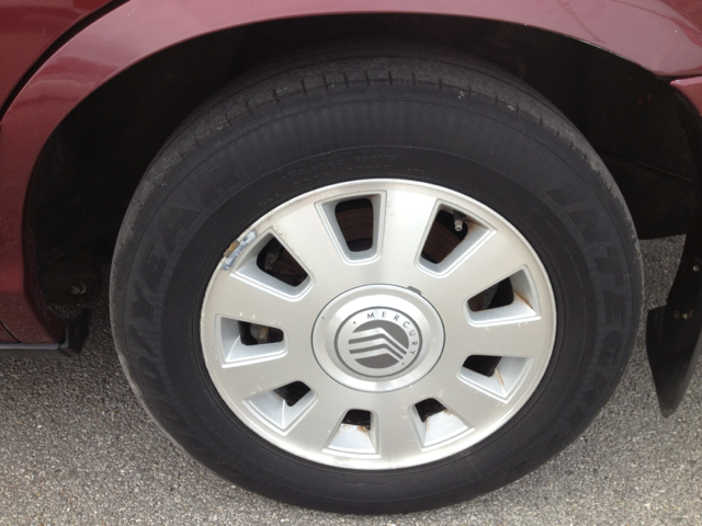 Mercury Grand Marquis 2005 photo 4