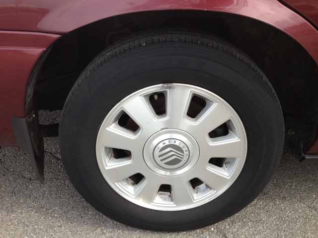 Mercury Grand Marquis 2005 photo 5