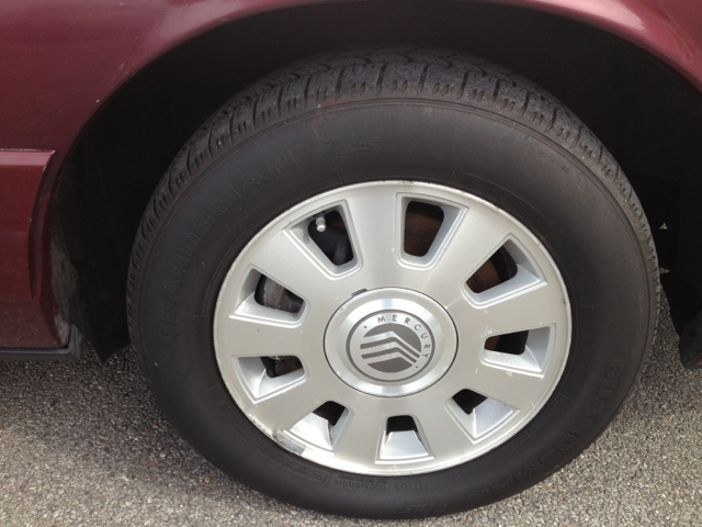 Mercury Grand Marquis 2005 photo 9