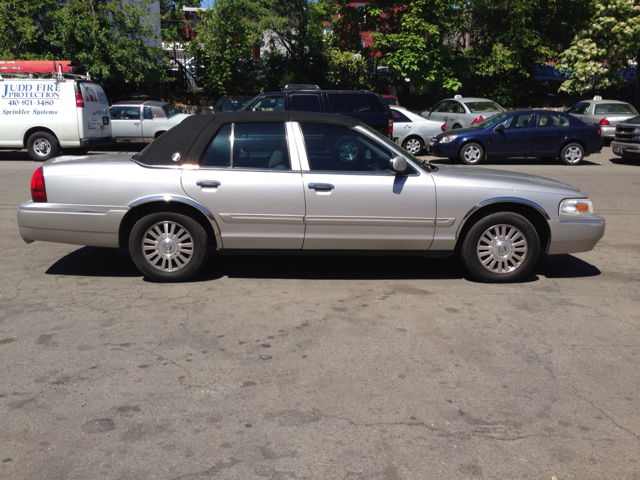 Mercury Grand Marquis 2006 photo 3