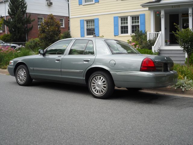 Mercury Grand Marquis 2006 photo 1