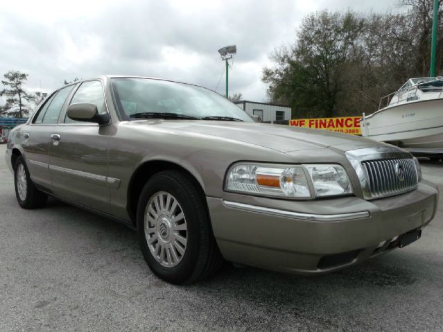 Mercury Grand Marquis Touring-res Sedan
