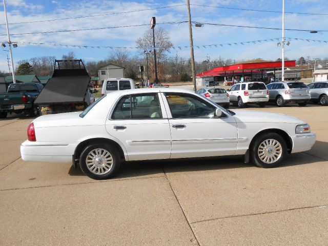 Mercury Grand Marquis Touring W/nav.sys Sedan