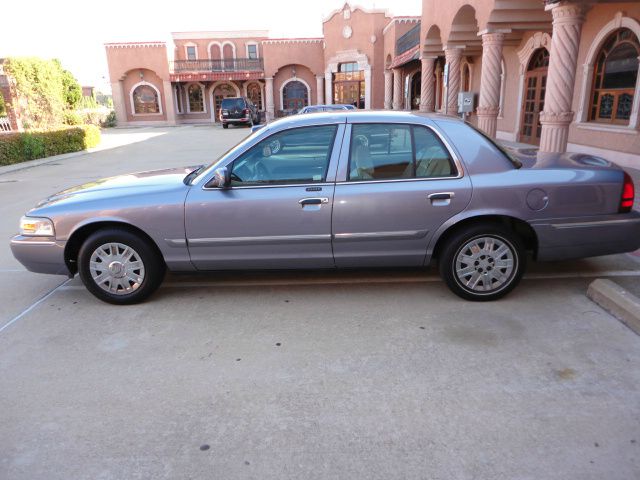 Mercury Grand Marquis XLS Sedan