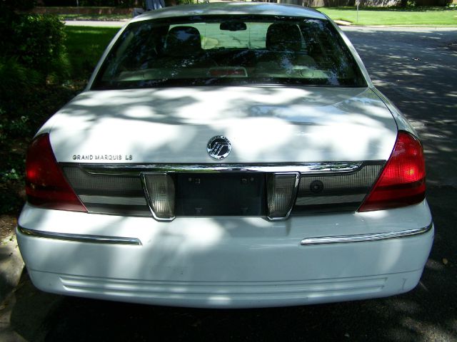 Mercury Grand Marquis LS Premium Sedan