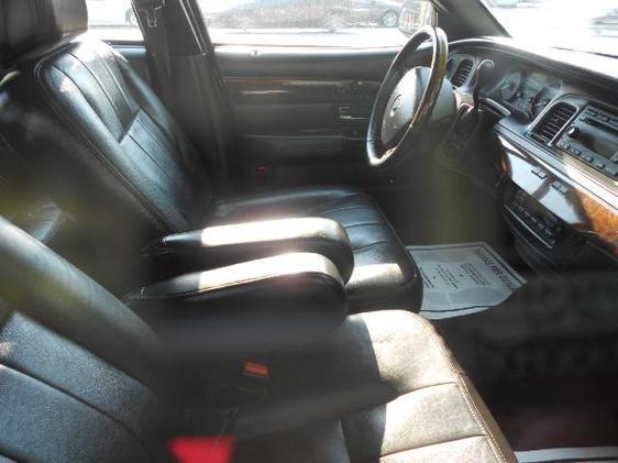 Mercury Grand Marquis LS Premium Sedan