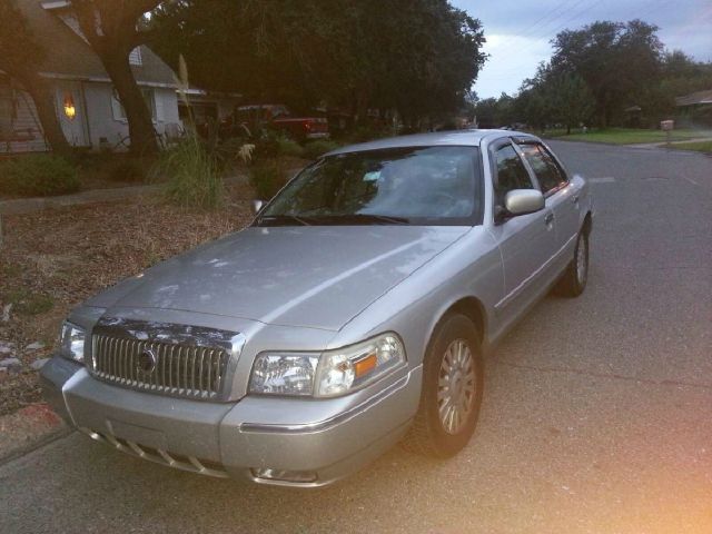 Mercury Grand Marquis LS Premium Sedan