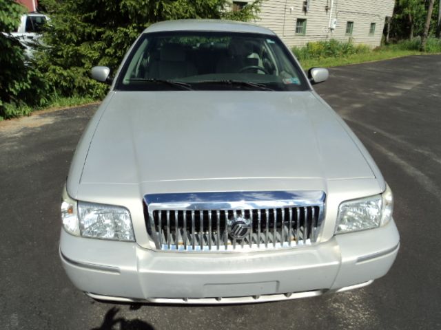 Mercury Grand Marquis XLS Sedan