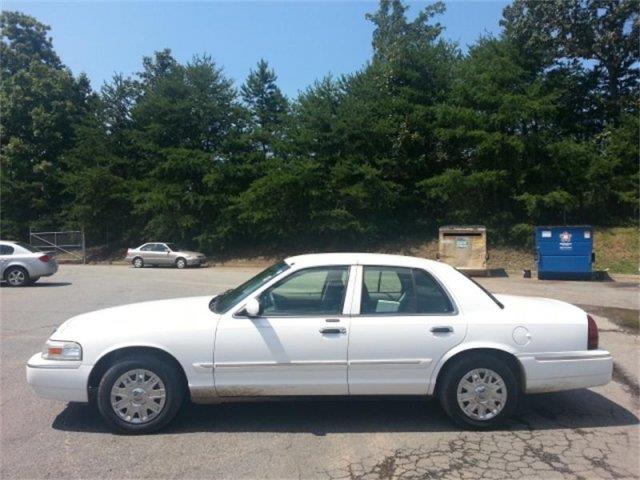 Mercury Grand Marquis 2007 photo 2
