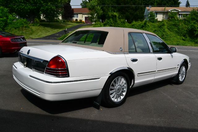 Mercury Grand Marquis 2009 photo 2